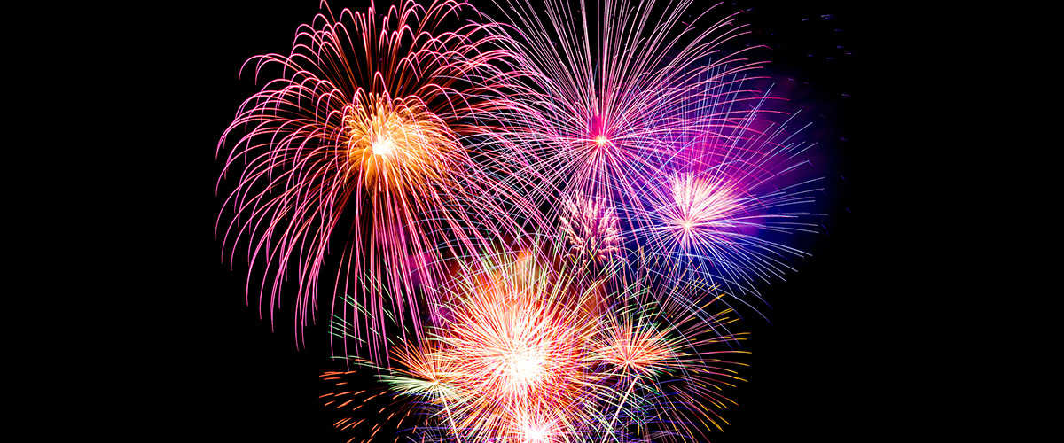 Abahana Villas - Fuegos artificiales en las fiestas de San Jaume de Benimarco.