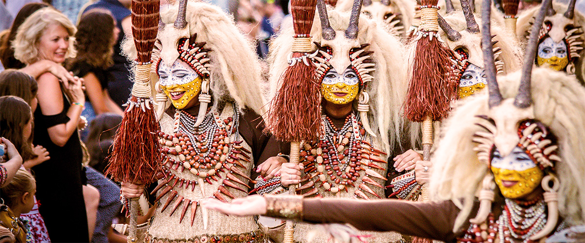 Abahana Villas - Vestimenta de la filá mora en Dénia.