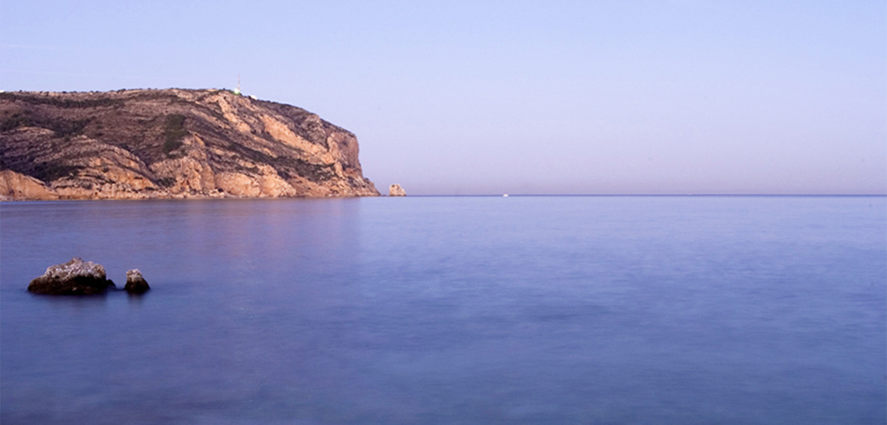 Abahana Villas - Amanecer en el Cabo de San Antonio en Jávea.
